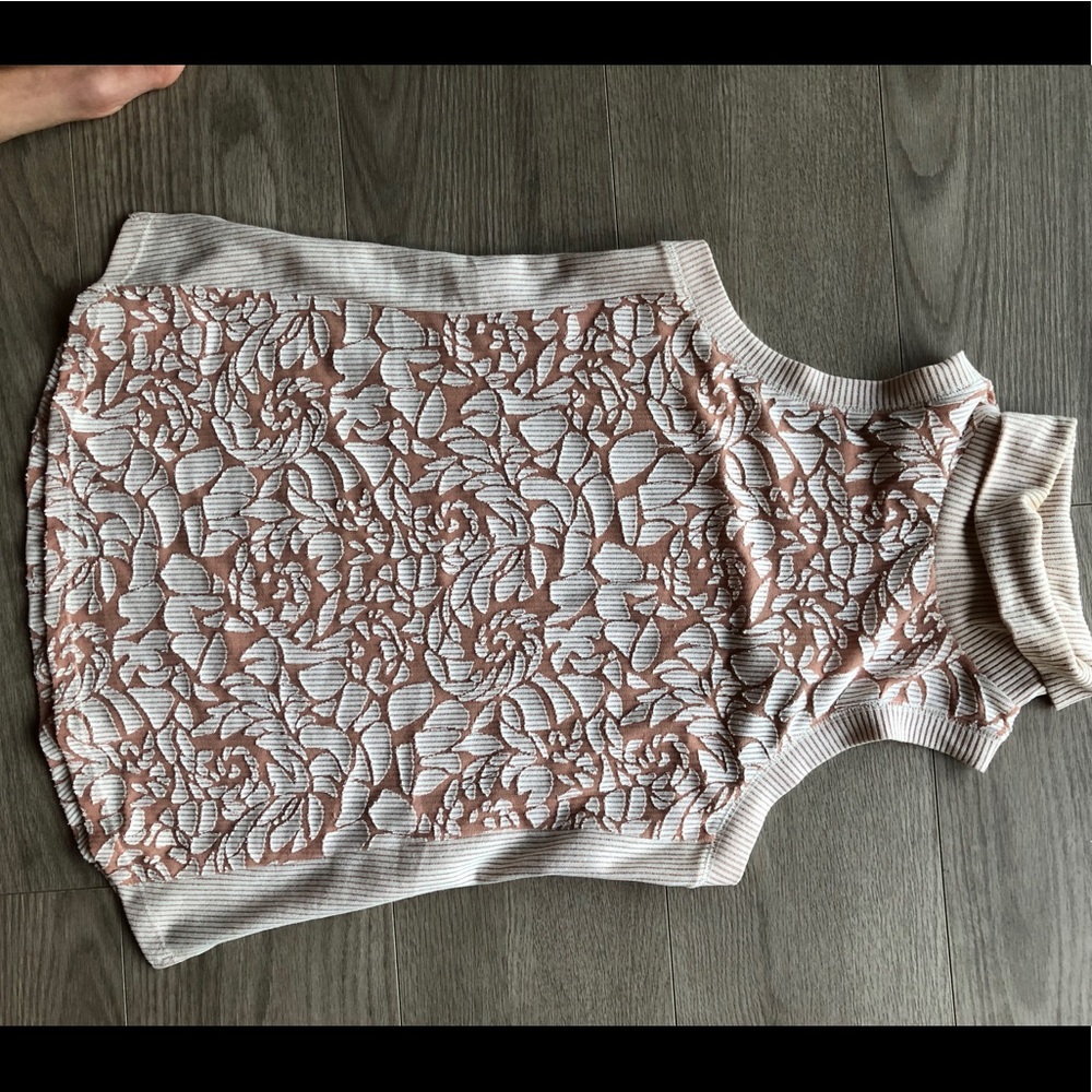 Anthropologie sleeveless turtleneck